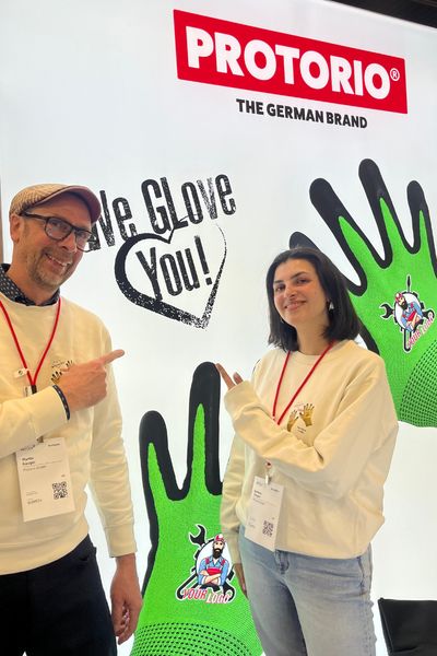 GLove the World is our Mission